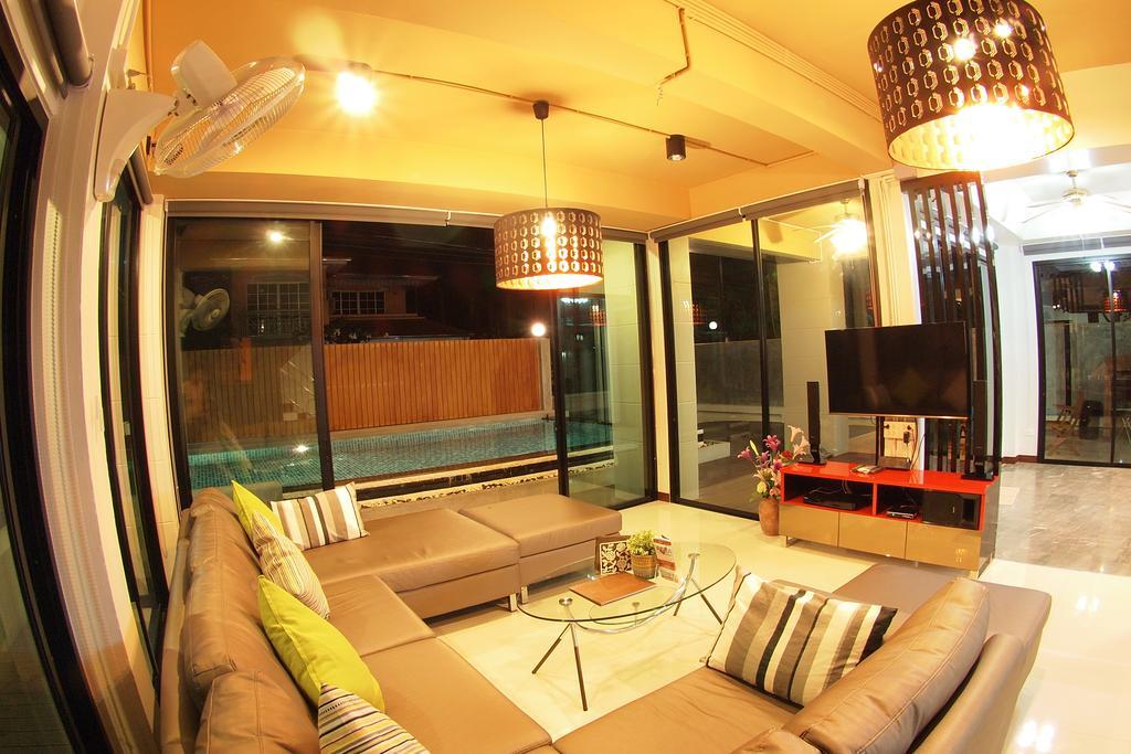 Vichy Villa Pantai Jomtien Bagian luar foto