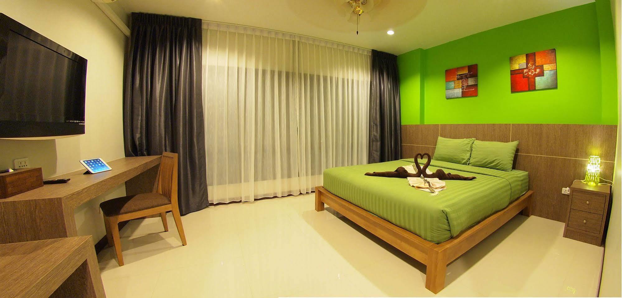 Vichy Villa Pantai Jomtien Bagian luar foto