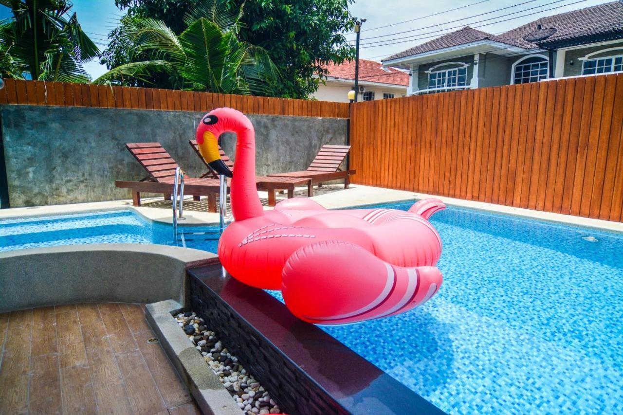 Vichy Villa Pantai Jomtien Bagian luar foto